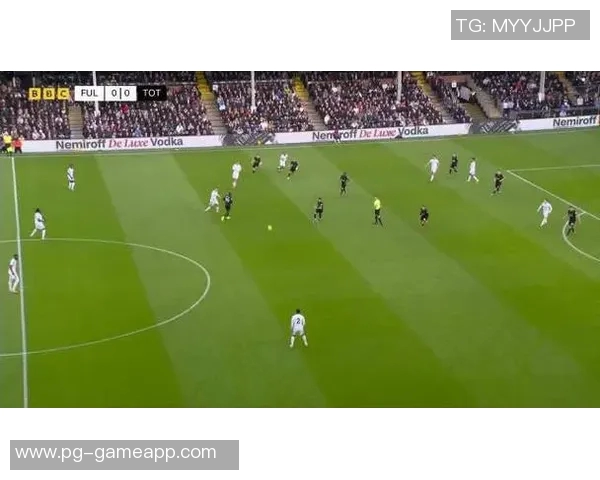 欧联杯热刺与尤文图斯战平乌龙球引发争议判罚全场沸腾